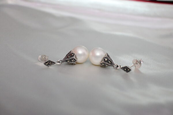 Drop pearl earrings 925 oxidised silver - Image 3