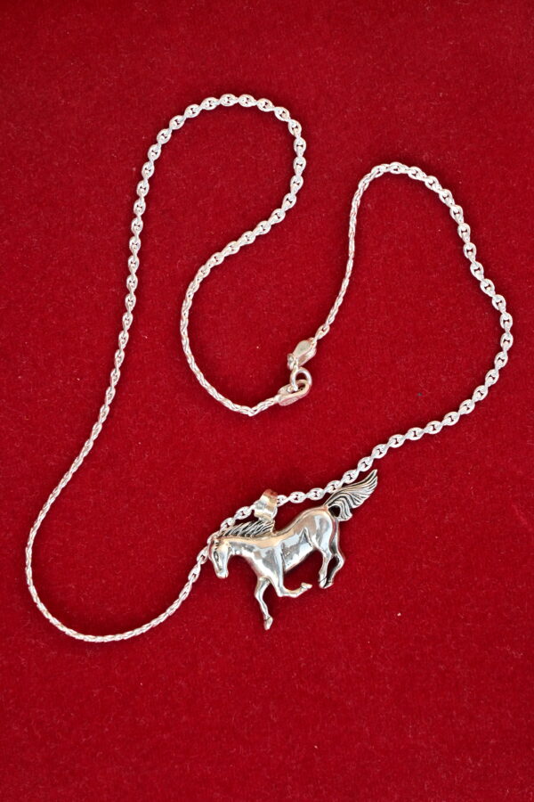 Running horse charm pendant - Image 4